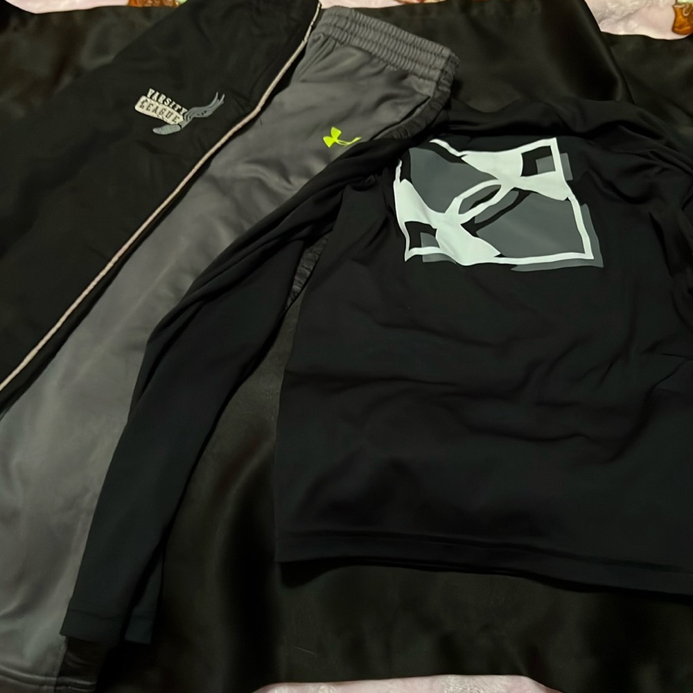 Boys Med Under Armour long sleeve shirt, pants and a pair of lined childrenplace